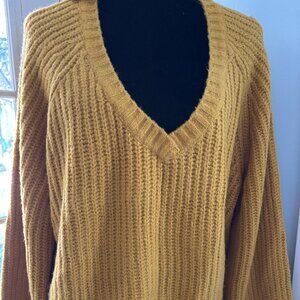 Savage X Fenty Honeycomb Yellow sweater ( with tags) with Matching gloves